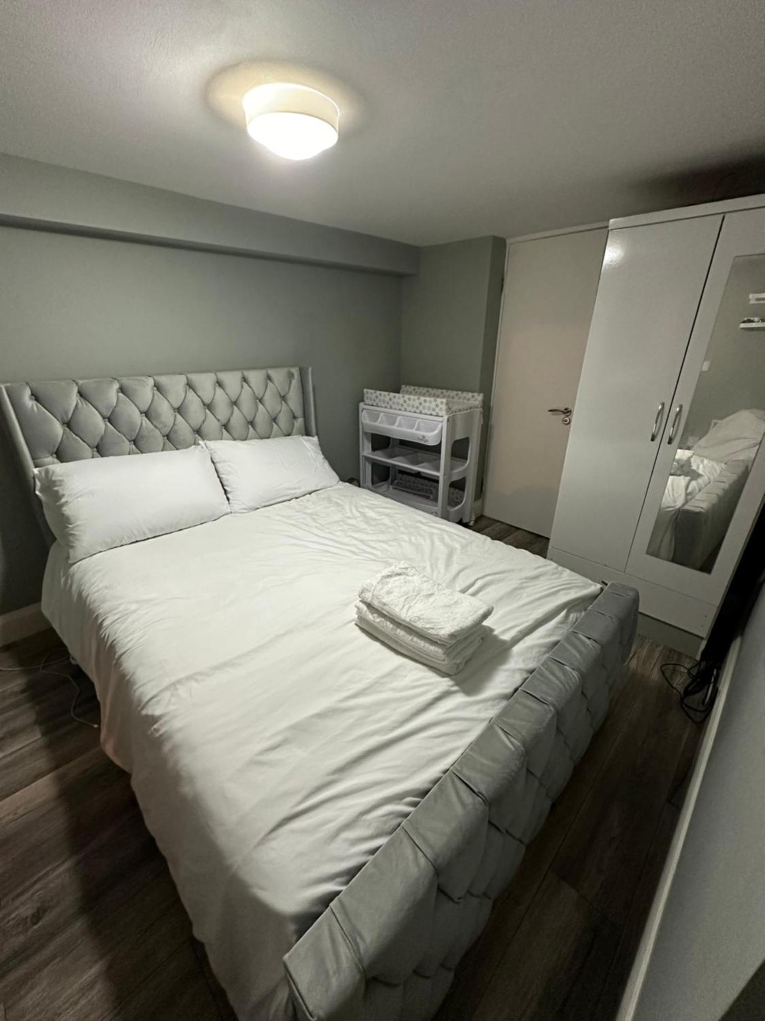 Entire Apartment In Dublin Eksteriør bilde